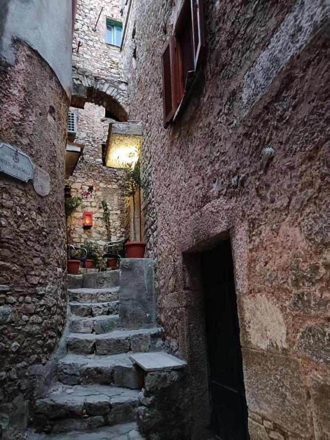 Appartamento A casa di Carla Sonnino Esterno foto